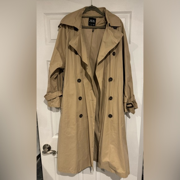 Oversized Double Breasted Trench - Picture 3 of 5